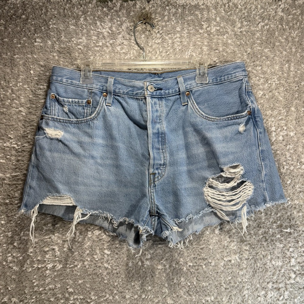 Levi's 501 Women's Denim Shorts Size 34 Light Wash Distressed Button Fly Beach